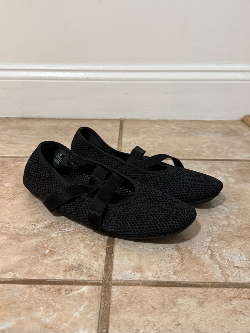 Zara sneakers flat